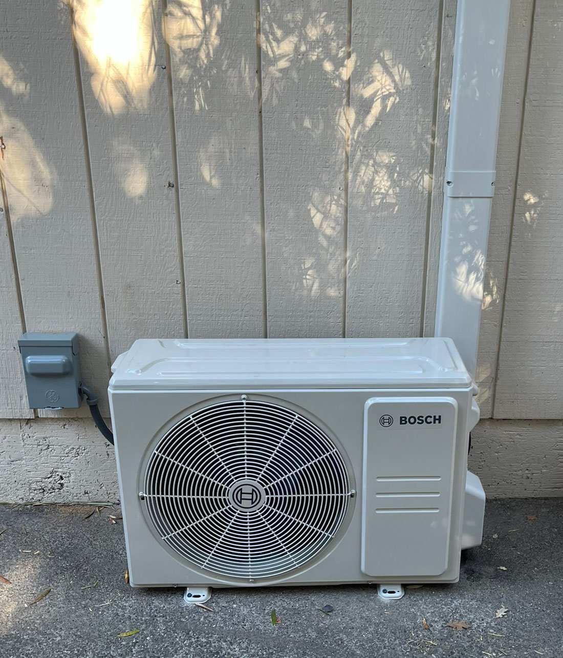 Menini HVAC Bosch heat pump mini split outdoor unit